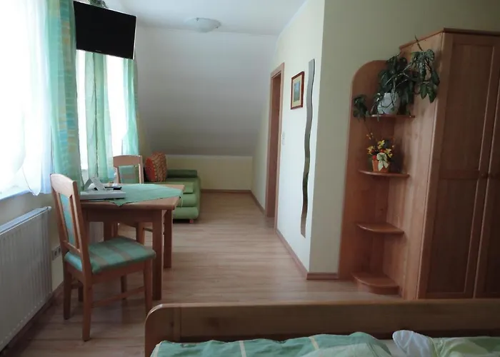 Gaestezimmer Rieder 3* Staatz